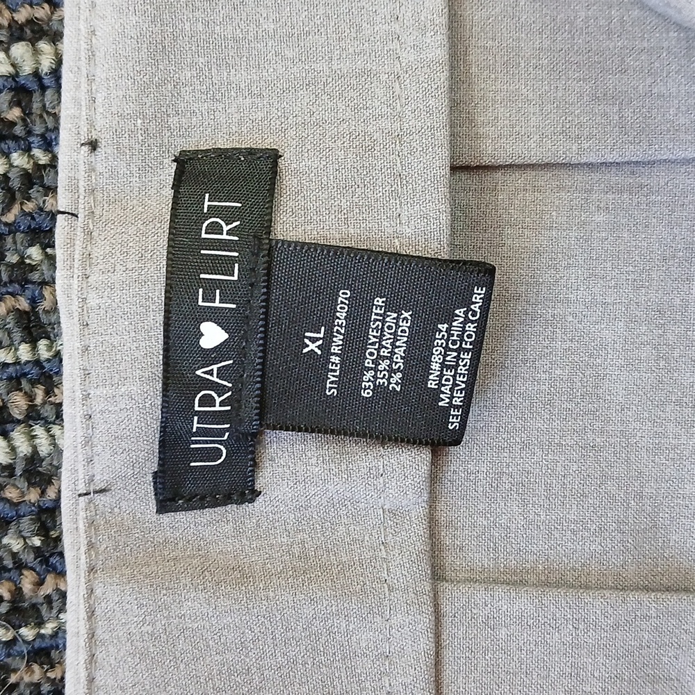NWT Ultra Flirt Pleated Mini Skirt Gray Girls XL - Picture 2 of 5